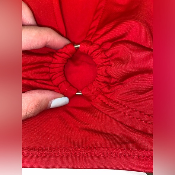 BUNDLE V-Neck Plunge Ring Crop Tops 🌹 - Picture 7 of 13